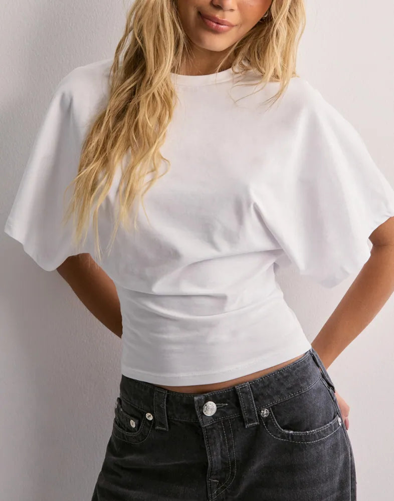 Lucy | Wide sleeve icon T-shirt